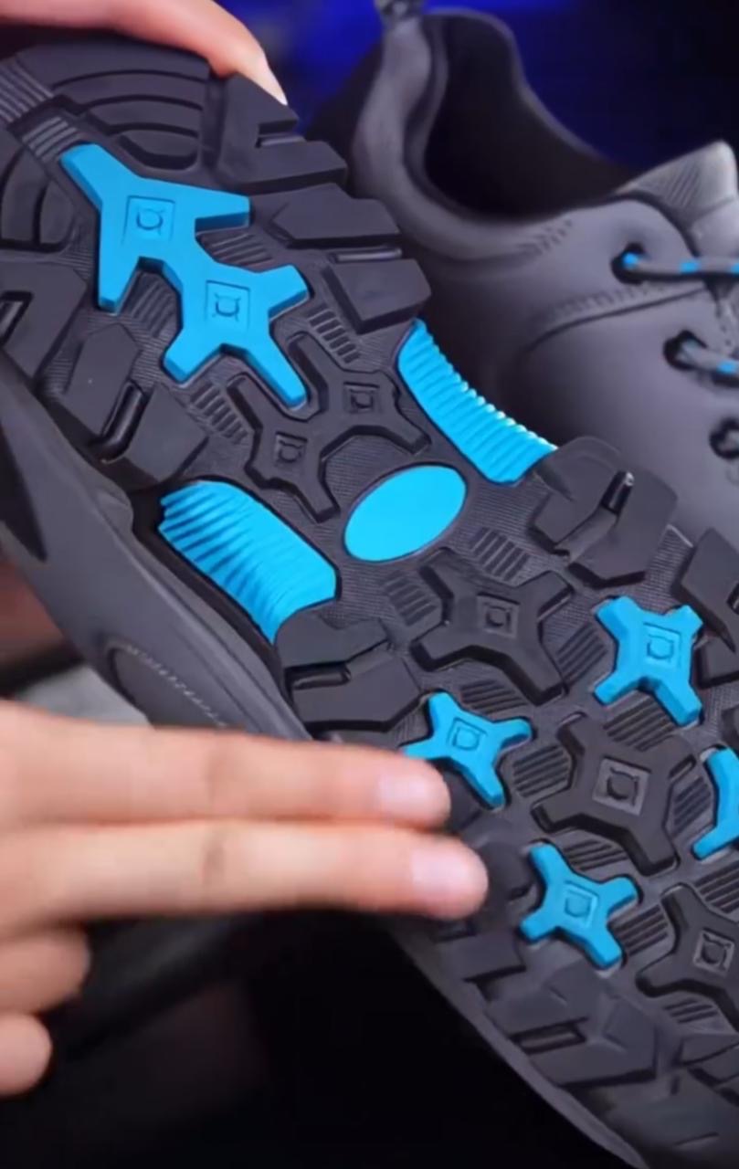 Waterproof shoes